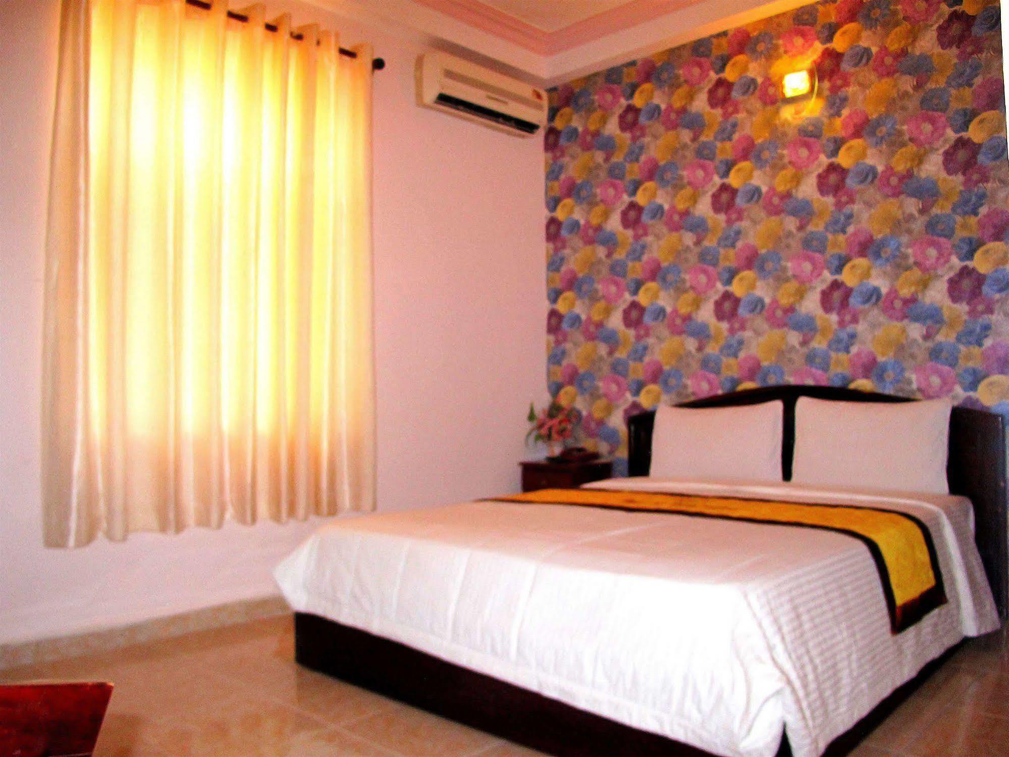 Thuy Tien Hotel Hô Chi Minh-Ville Extérieur photo