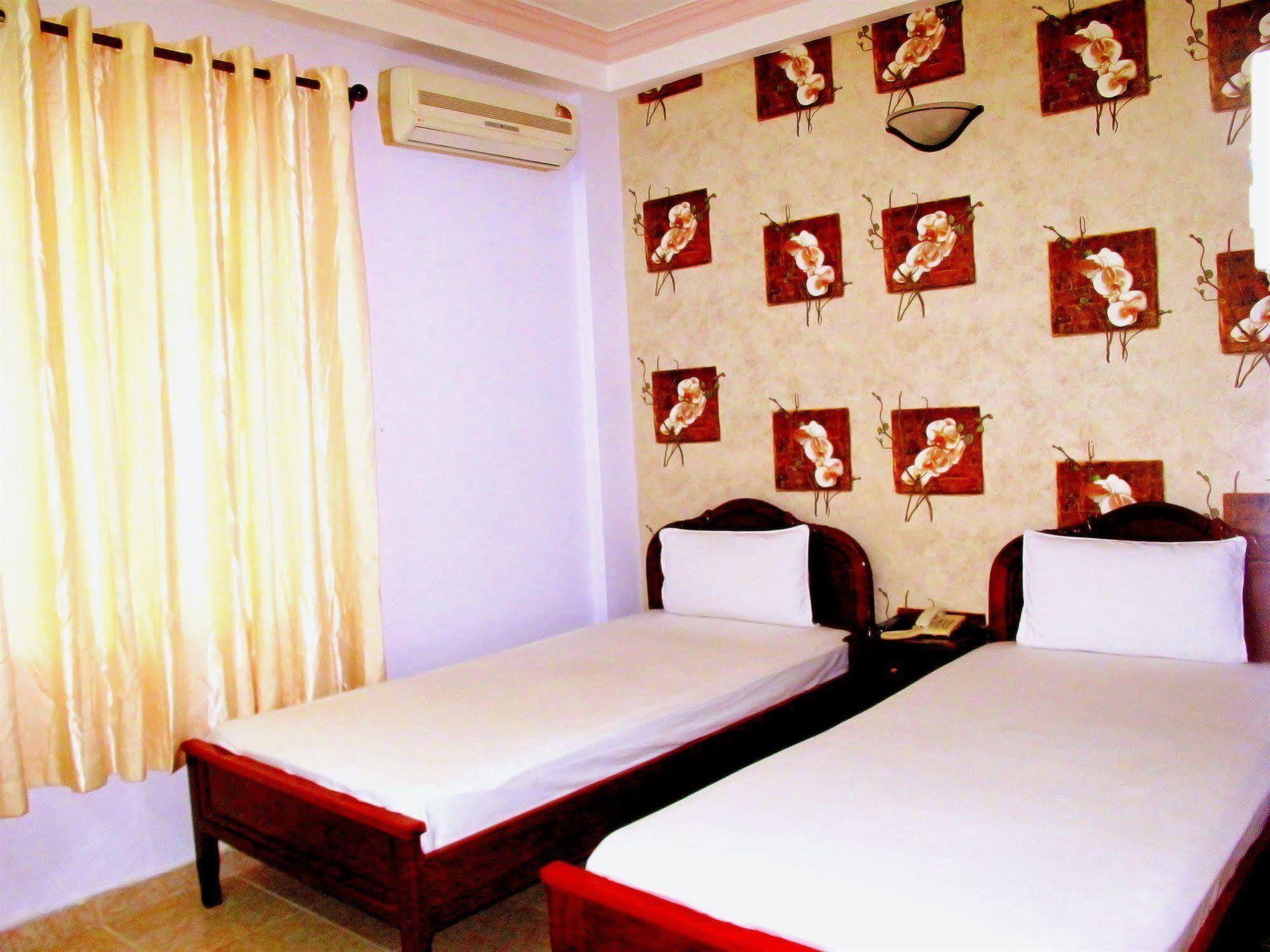 Thuy Tien Hotel Hô Chi Minh-Ville Extérieur photo